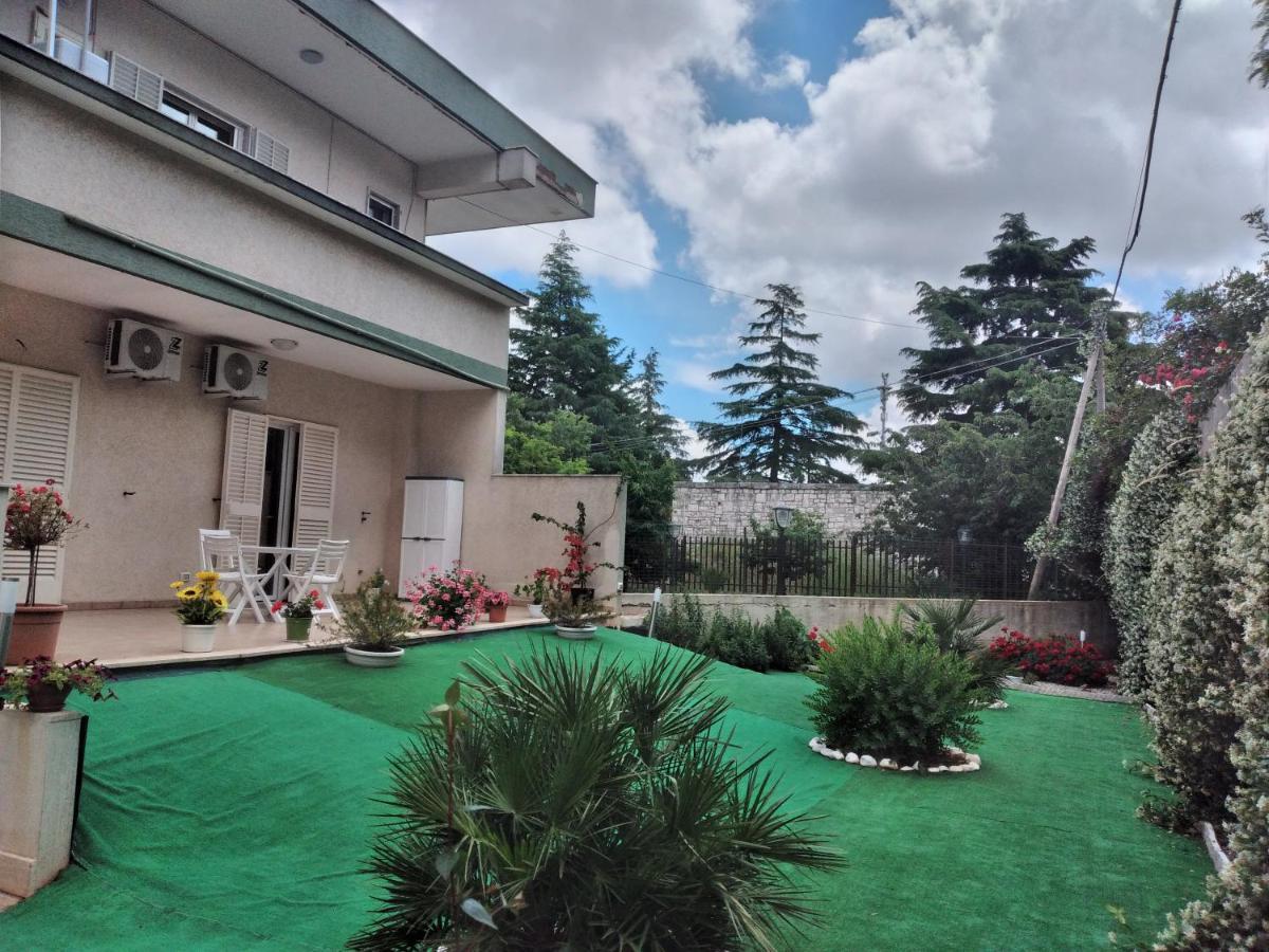 Hotel Casa Di Tina Castellana Grotte Zewnętrze zdjęcie